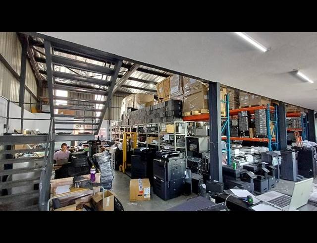 INDUSTRIAL PROPERTY TO RENT IN HENNOPSPARK